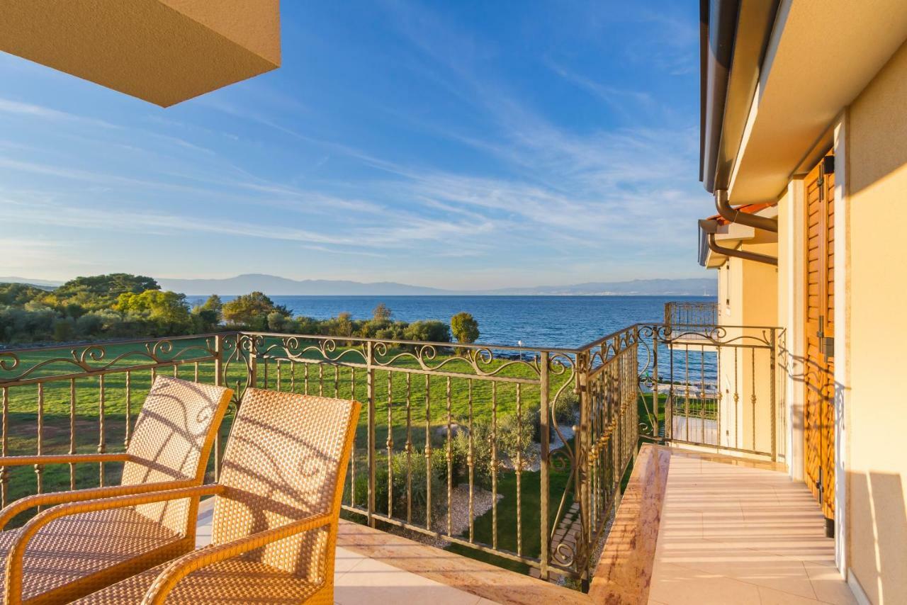 Luxury Apartments Villa Matea 2 Malinska Extérieur photo