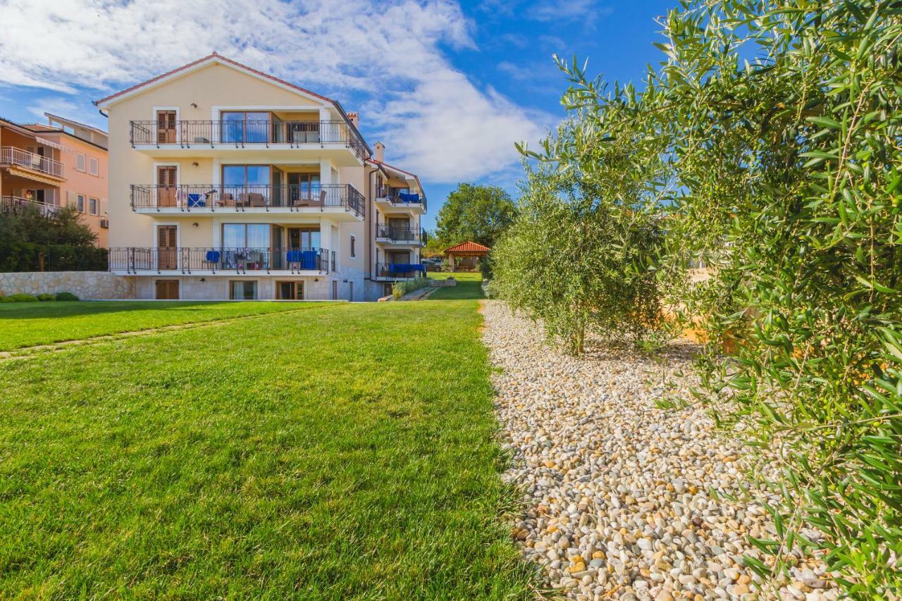Luxury Apartments Villa Matea 2 Malinska Extérieur photo